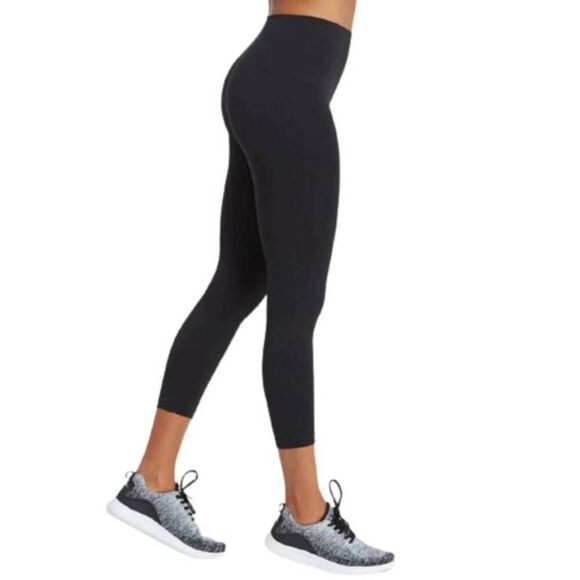 SPANX Look At Me Now Seamless Leggings in Black Size Medium - Picture 1 of 2